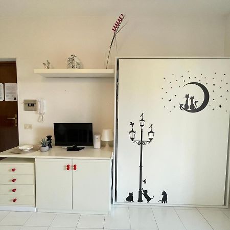 Zona Poeti - Relax In Piscina - Free Parking Apartment Loano Exterior foto