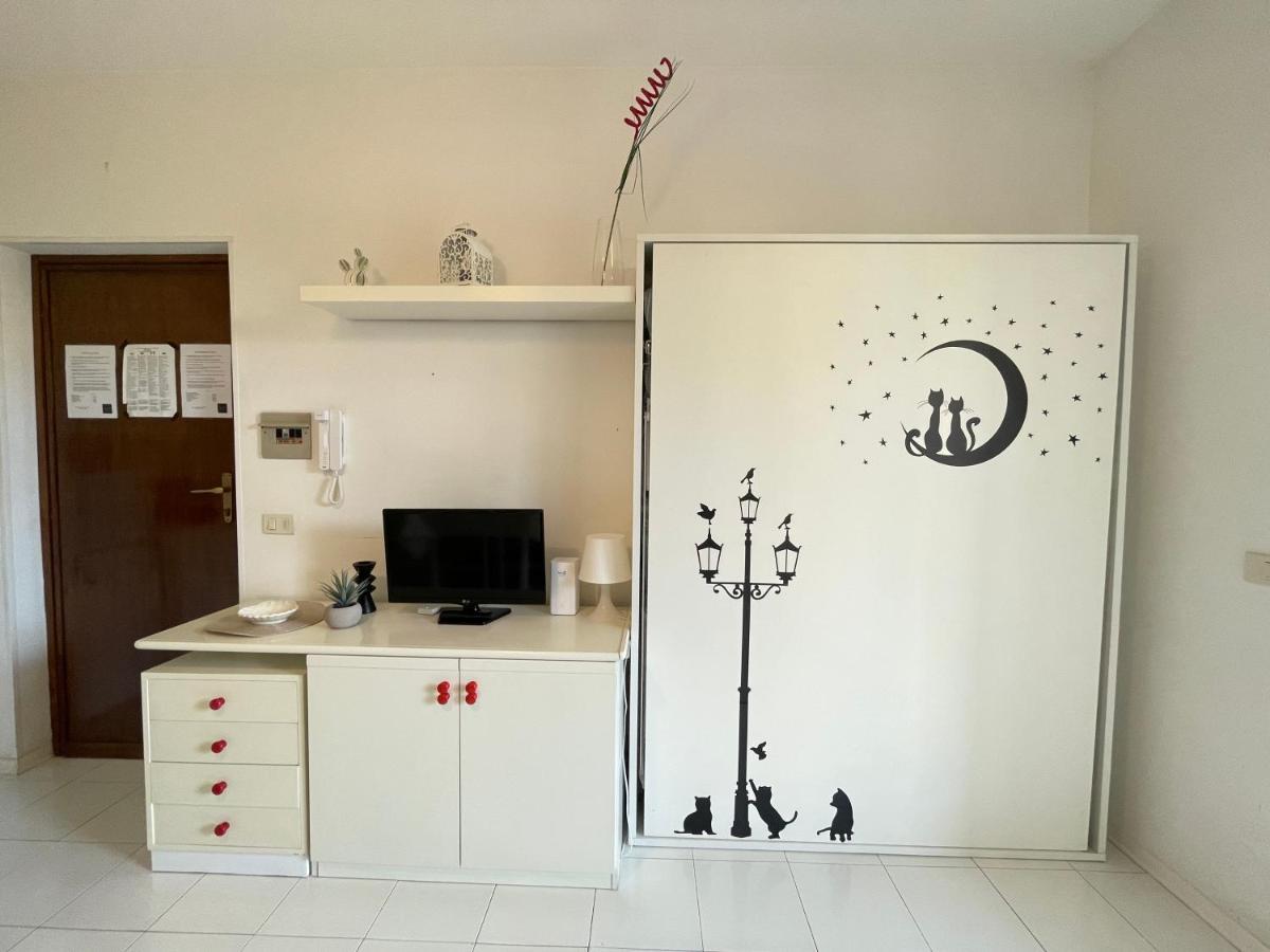Zona Poeti - Relax In Piscina - Free Parking Apartment Loano Exterior foto