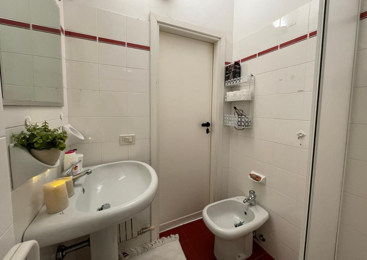 Zona Poeti - Relax In Piscina - Free Parking Apartment Loano Exterior foto