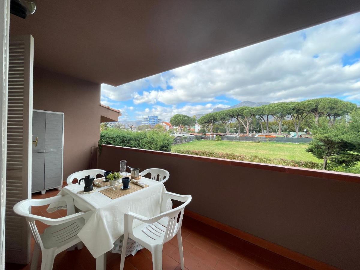Zona Poeti - Relax In Piscina - Free Parking Apartment Loano Exterior foto