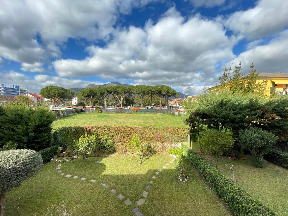 Zona Poeti - Relax In Piscina - Free Parking Apartment Loano Exterior foto