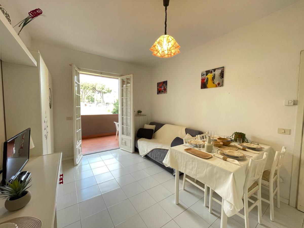Zona Poeti - Relax In Piscina - Free Parking Apartment Loano Exterior foto